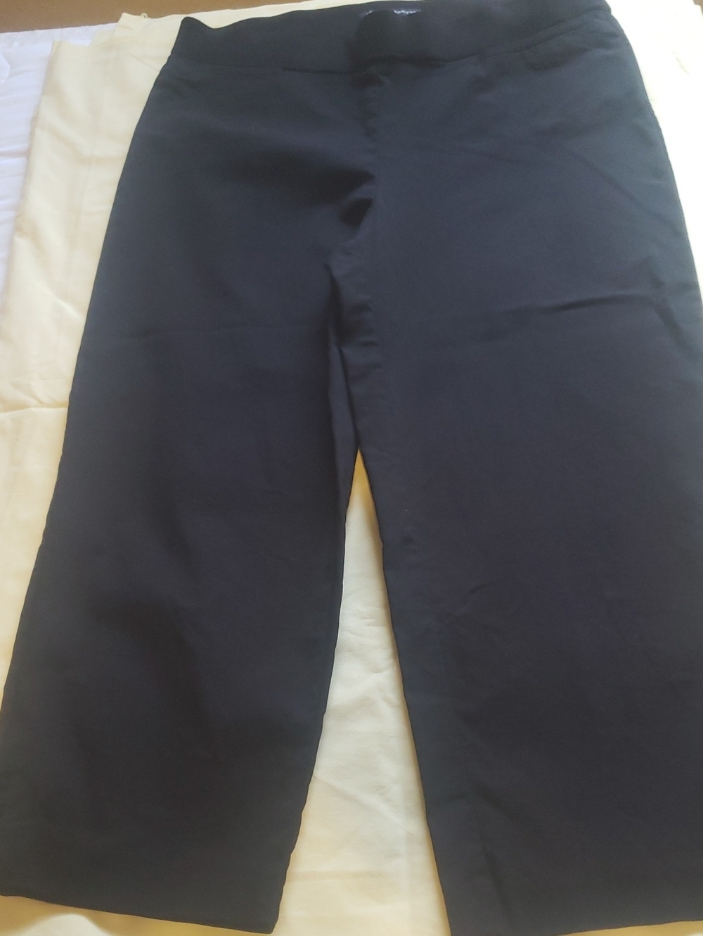 Counterparts Woman's Black Stretch Pull-On Trousers